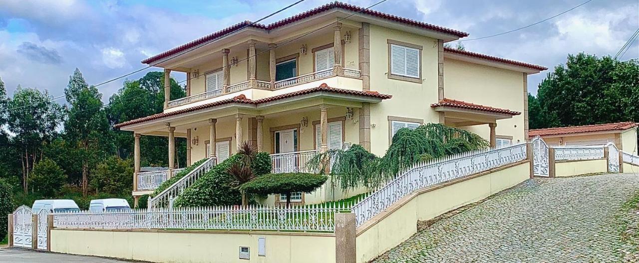 Luxury Guest House Pacos de Ferreira Exterior photo